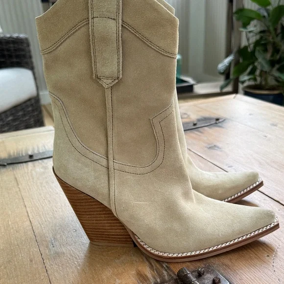 Jeffery Campbell Boots - Picture 2 of 13